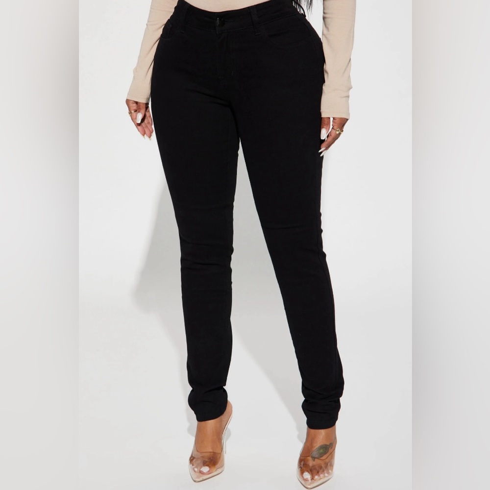 Skinny Uniform Black Pant